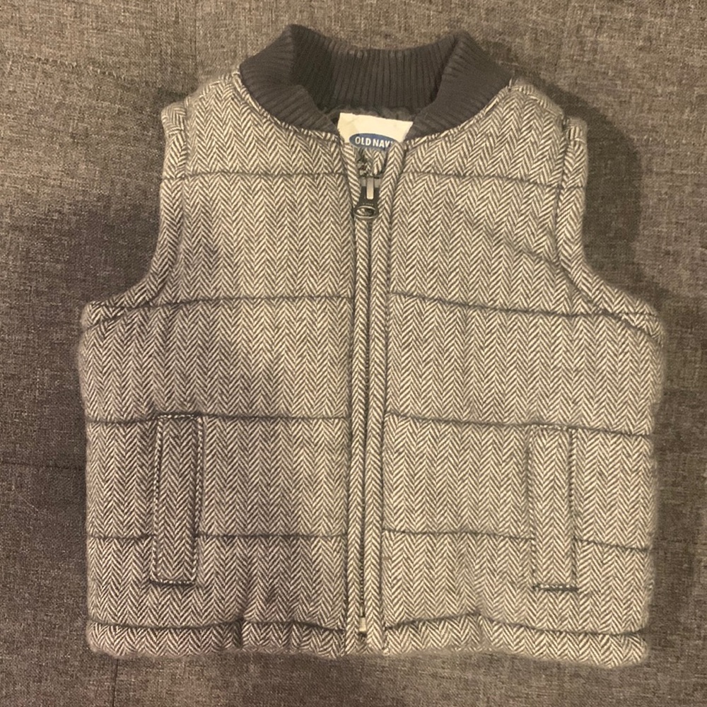 Old navy puffer vest